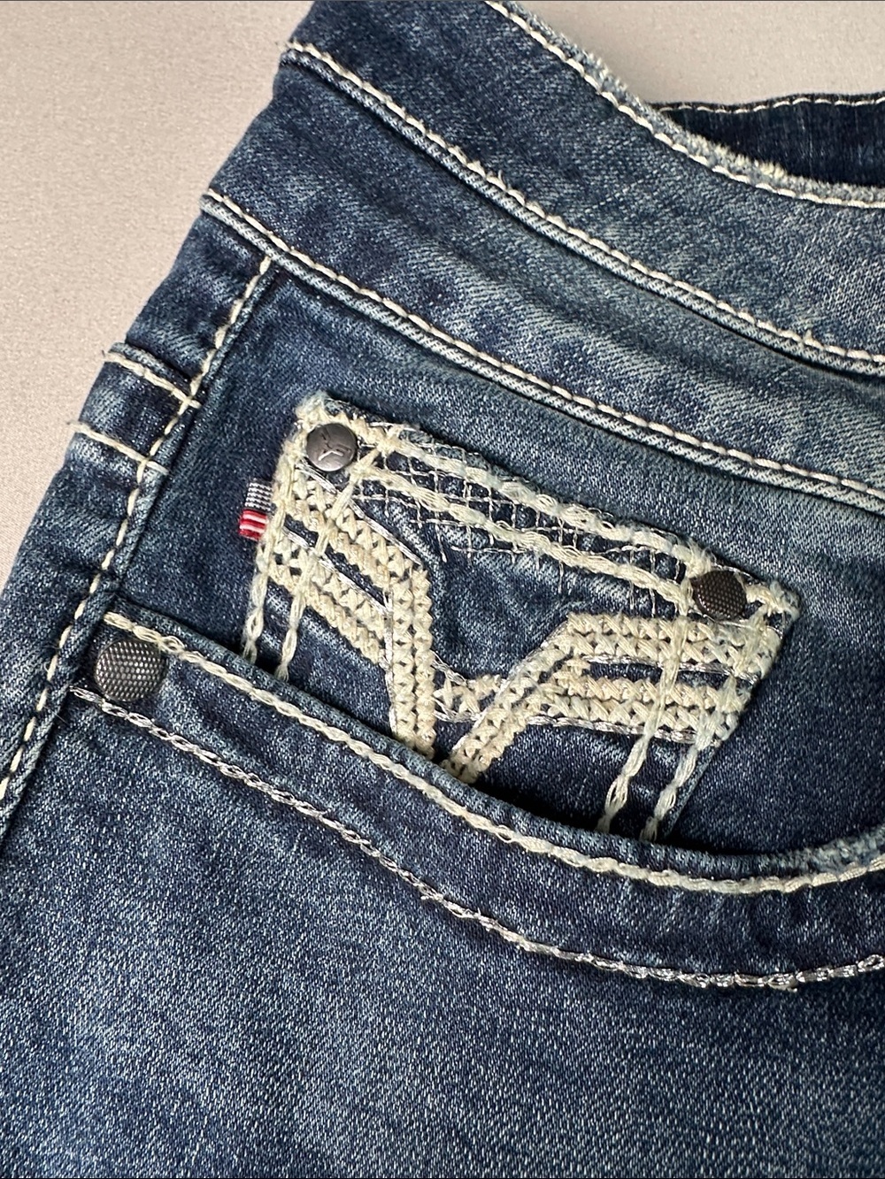 Vigoss Heritage Fit Faded Blue Capri Jeans Size 20 Plus Whisker Thick Stitch - Picture 6 of 13